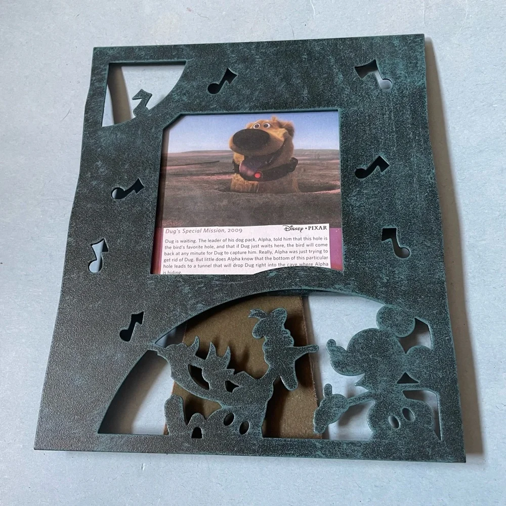 EUC Disney x Charpente Metal Mickey, Donald + Music Note Silouhette Frame
